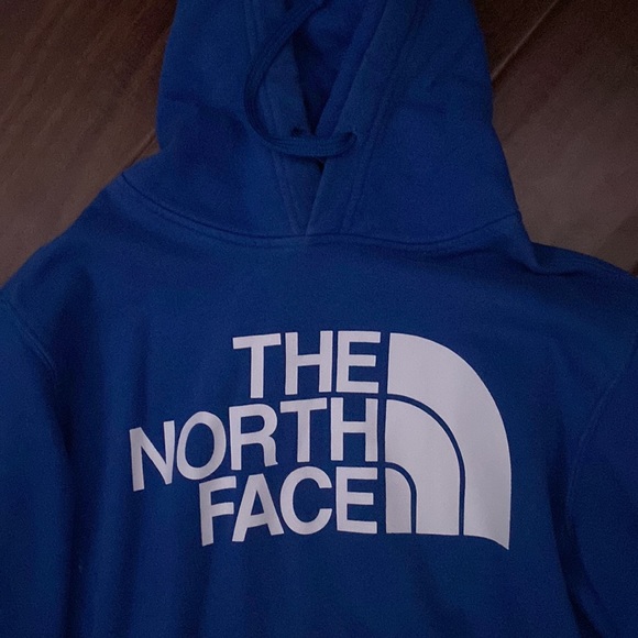 blue north face hoodie - Picture 2 of 4